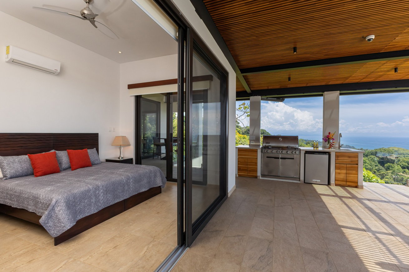 Luxury Ocean View Home in Ojochal Costa Rica | Infinity Pool & Sunset Views