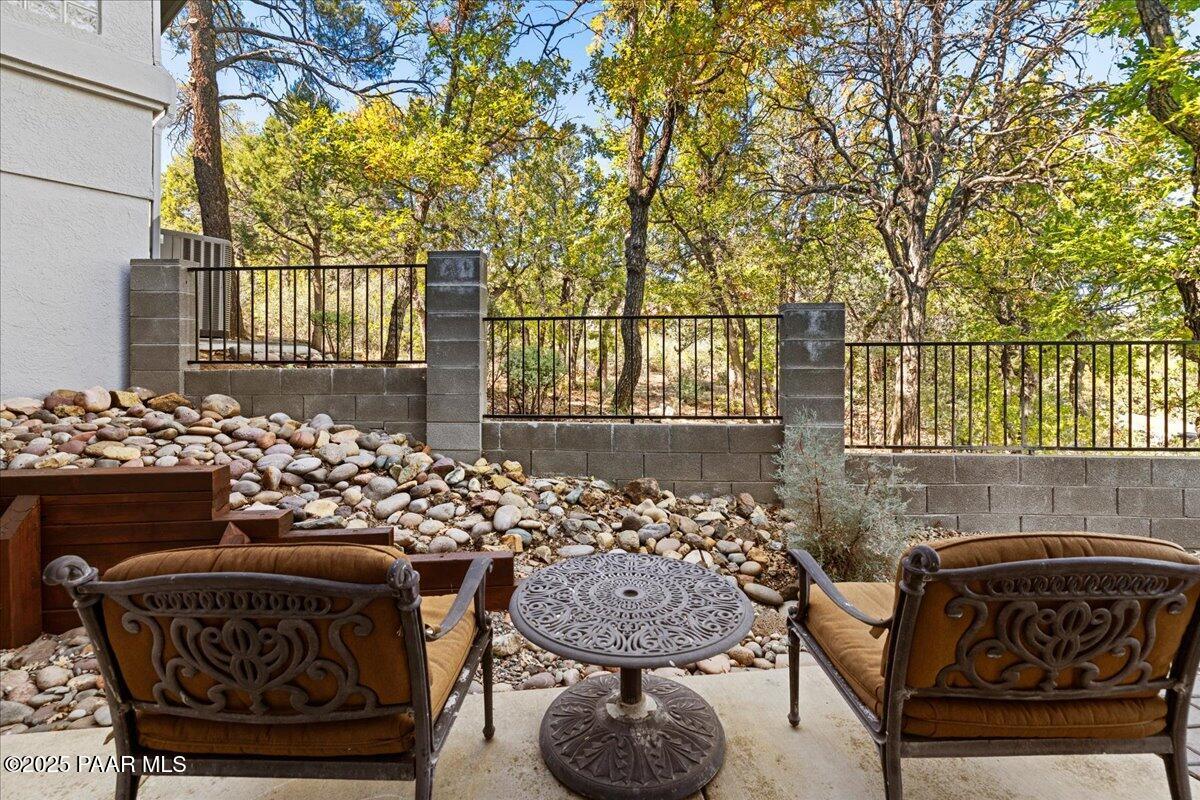 3238 Rainbow Ridge Dr