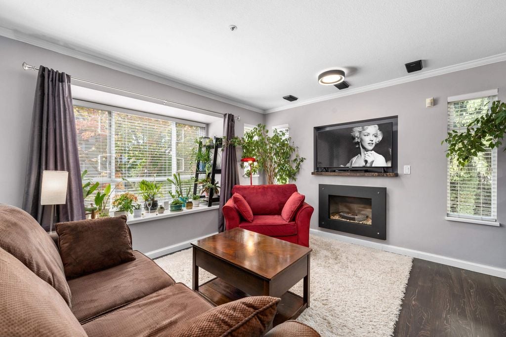 2885 E Kent Ave North, #24