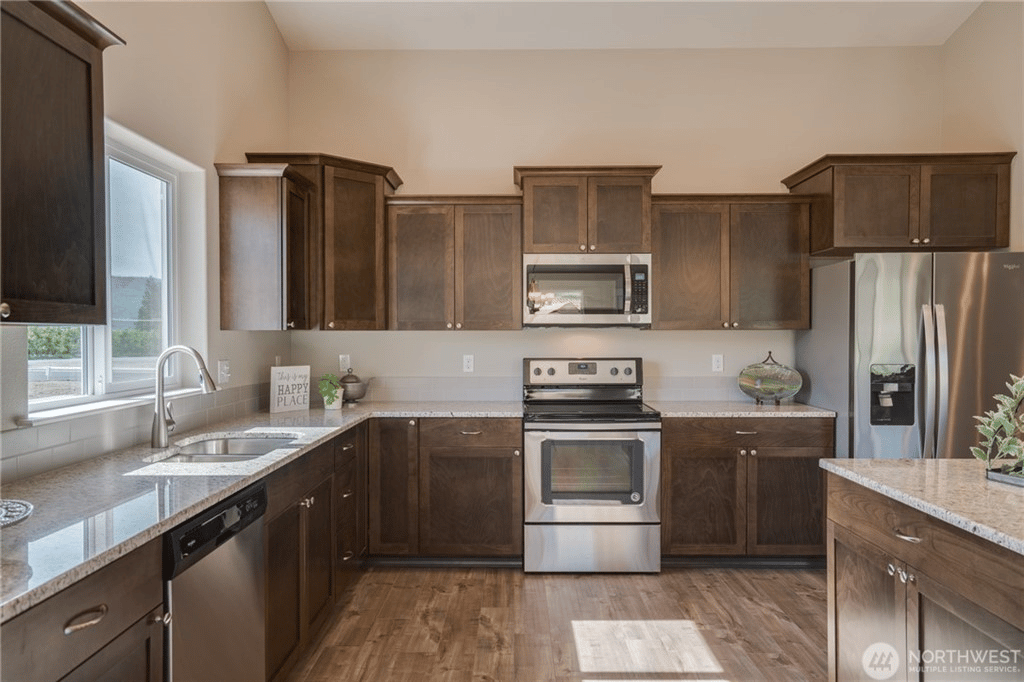 36 Manzanita Dr