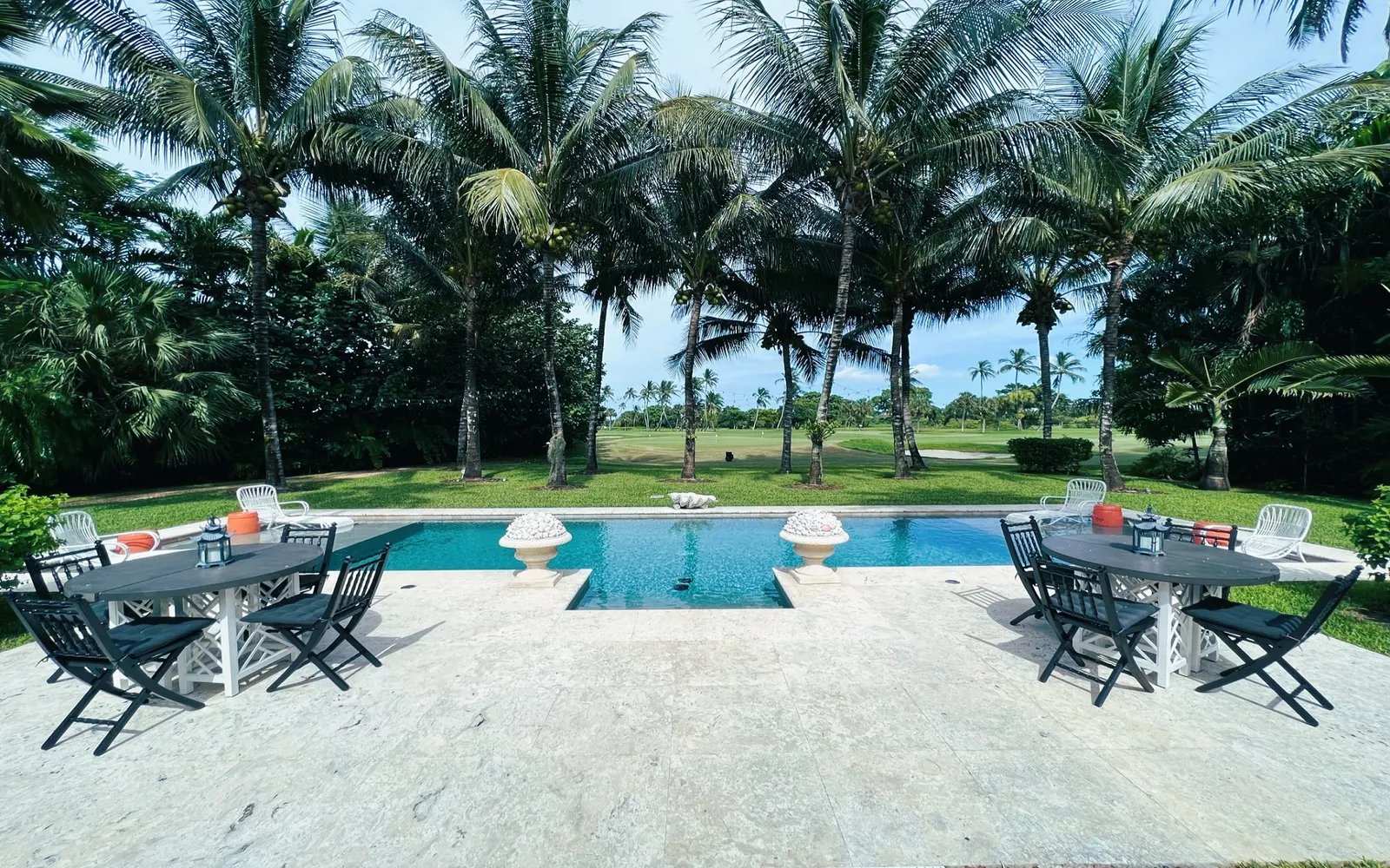 Stunning Lyford Cay Golf Course Residence