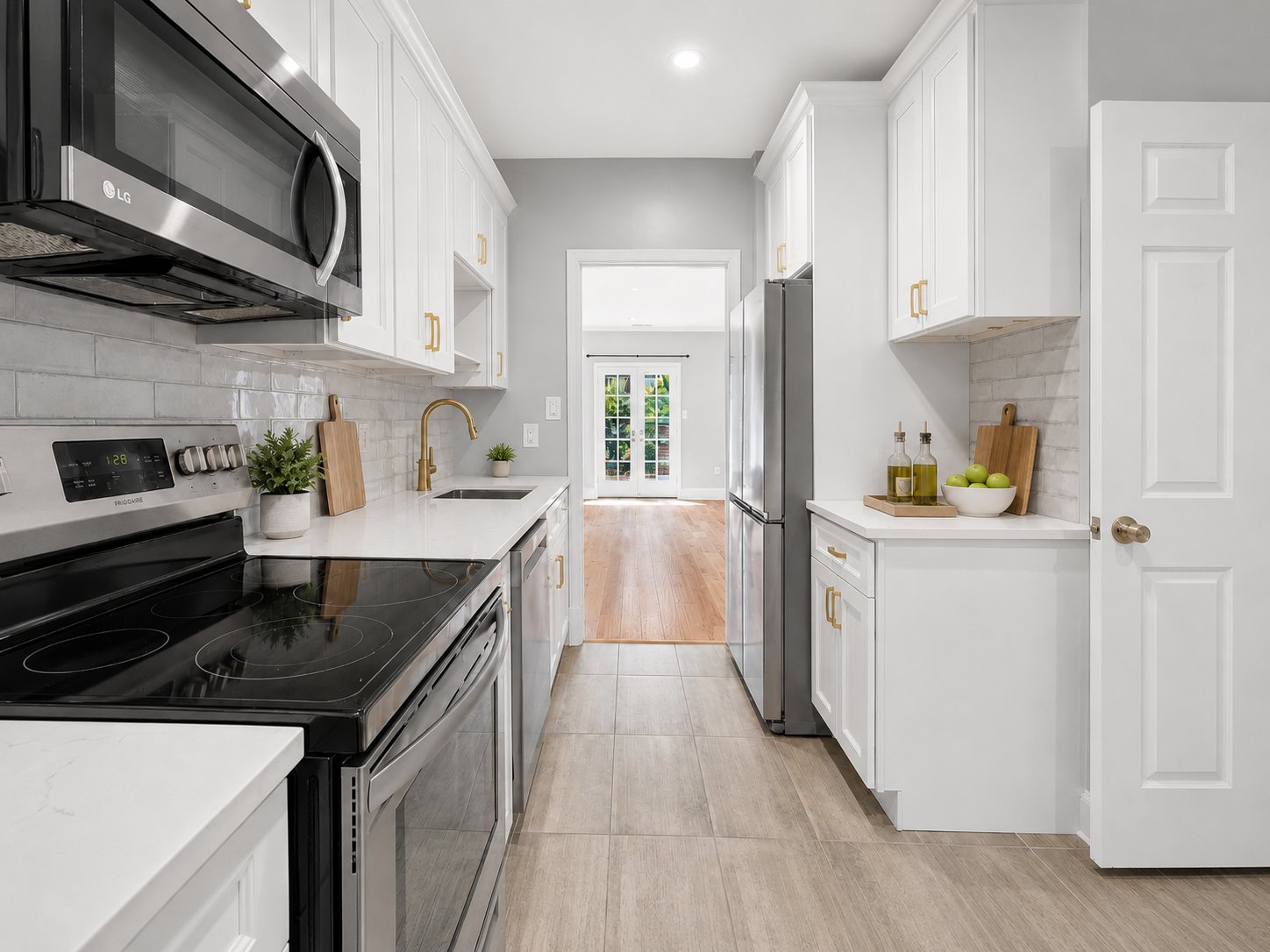1666 Beekman Place Unit C