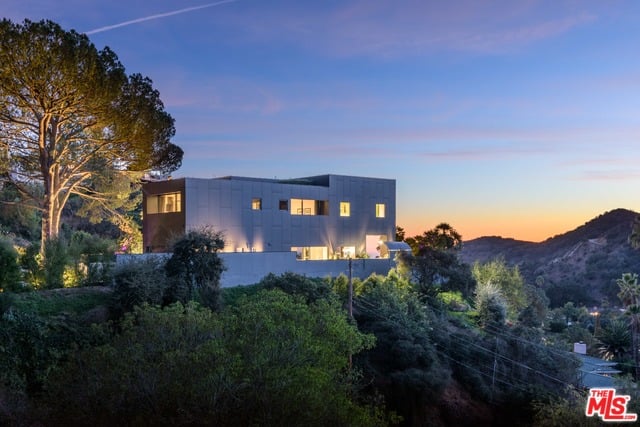Oasis House
