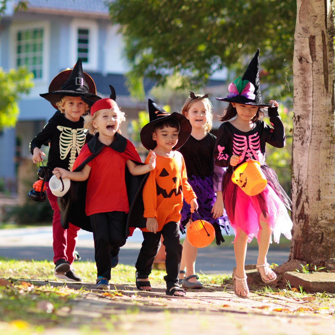 Baytowne Wharf Trick or Treat Street