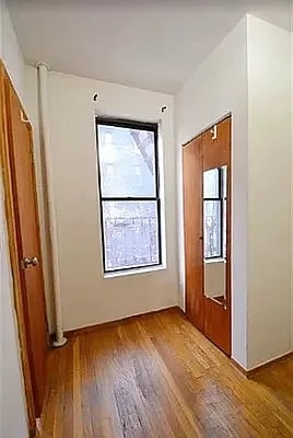 402 East 69th St #10