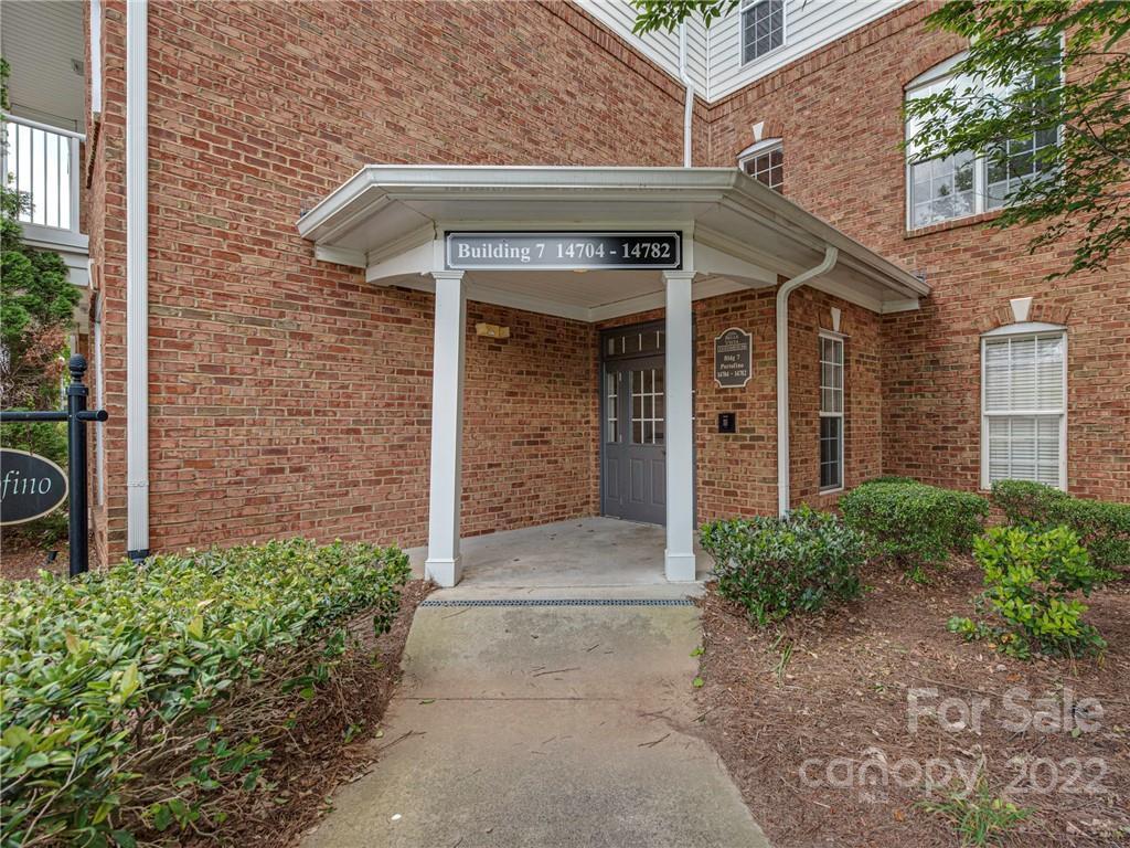 14780 Via Sorrento Dr