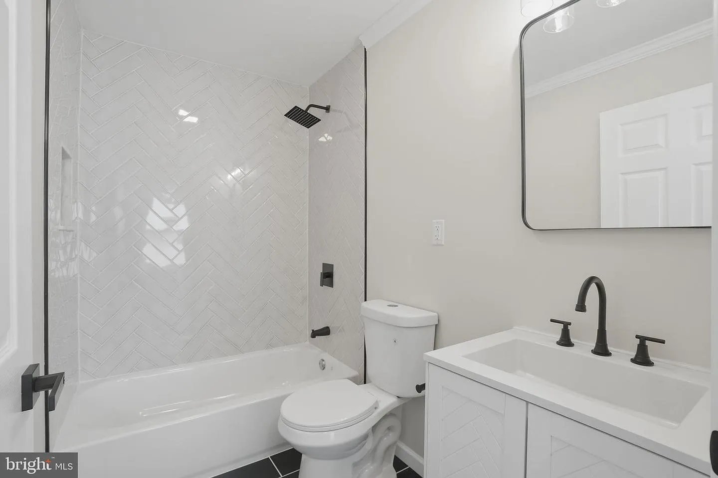 214 State St, Cherry Hill, NJ 08002