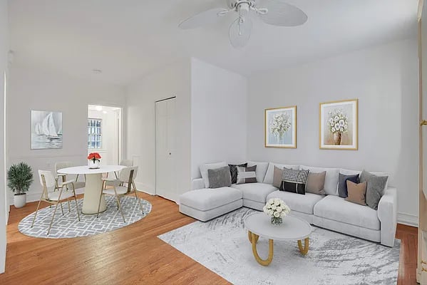 19​ ​Pomander​ ​Walk​ ​#1​ ​nyc