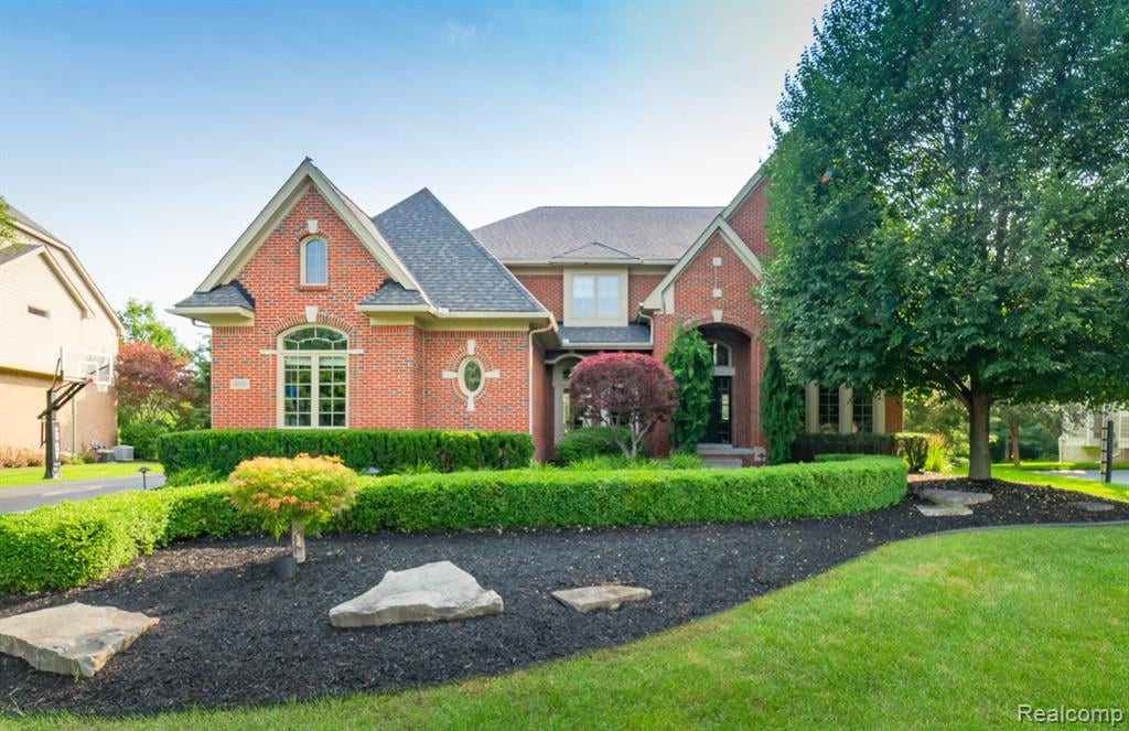 4820 Eagle Springs Court 