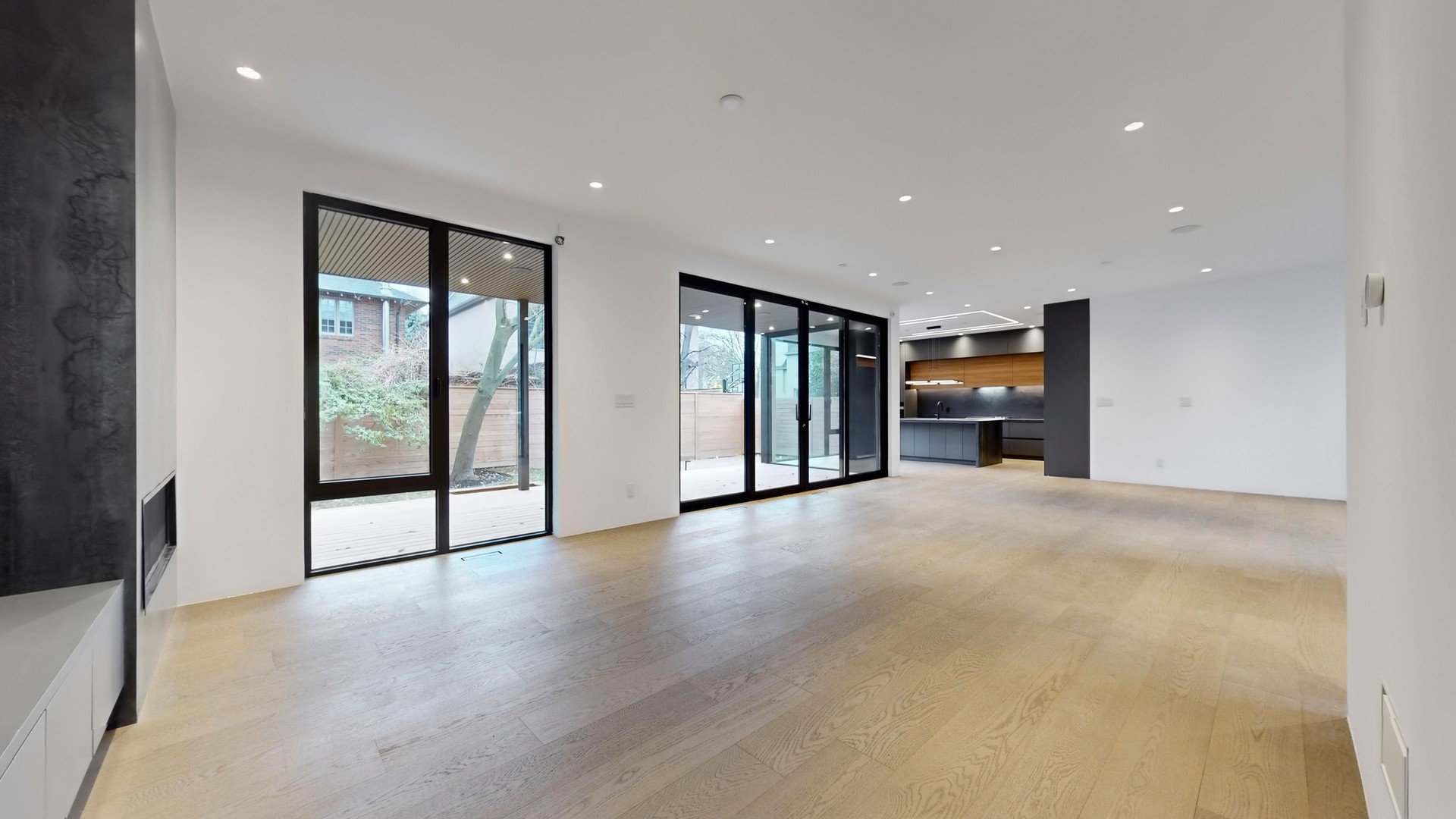 SOLD: Striking Mixed Facade