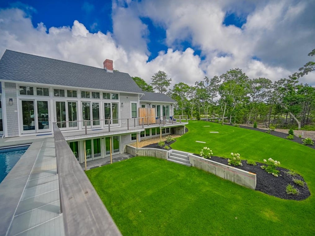 12 Paddock Rd