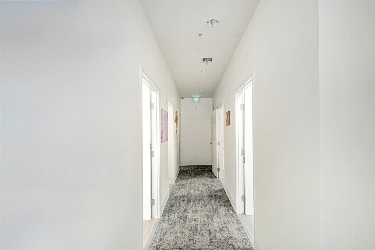 261-269 S San Pedro St