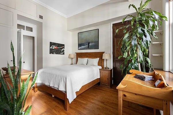 458 Broadway #4