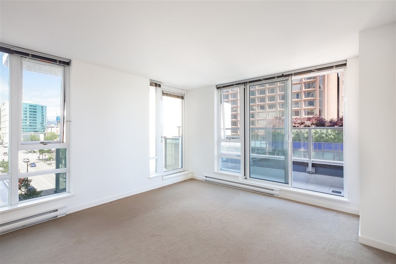 233 Robson St, #703