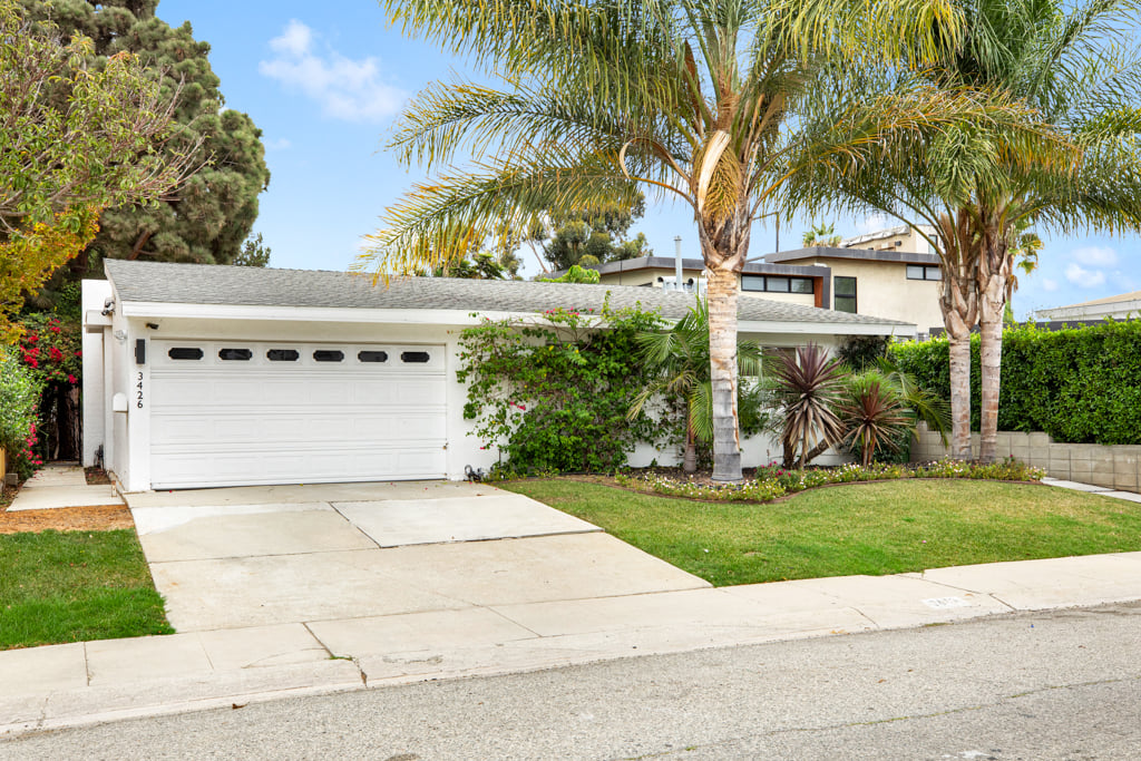 3426 Inglewood Blvd