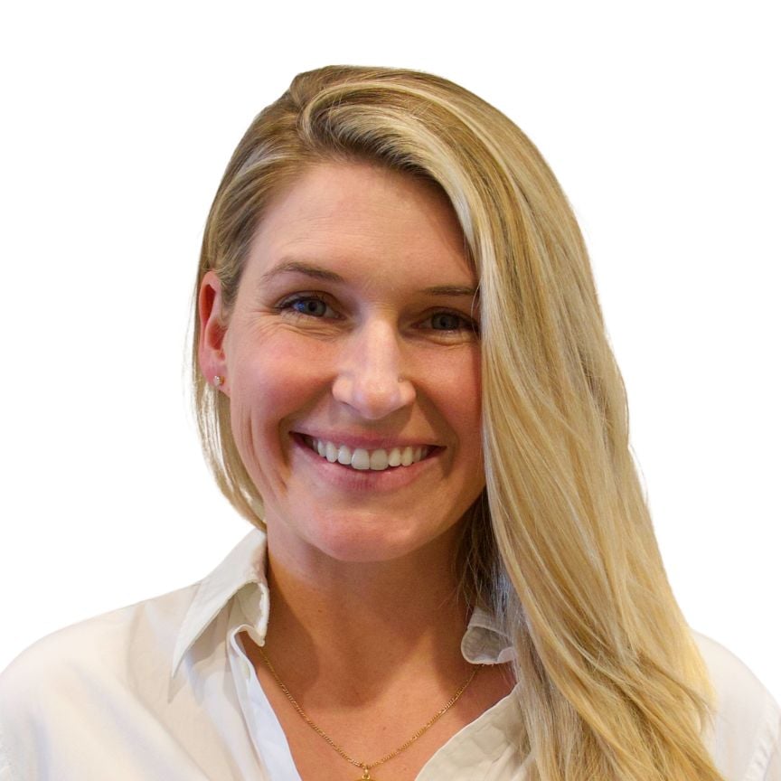 Christine Carmody Leland, NC Real Estate Agent Headshot