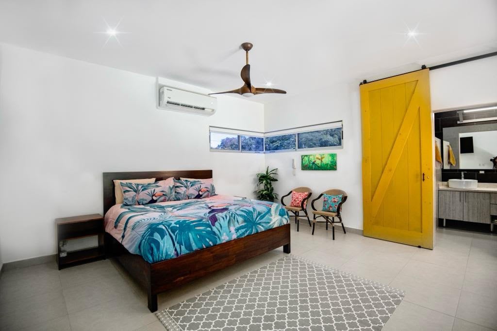 Casa Bosque del Mar Jaco Beach