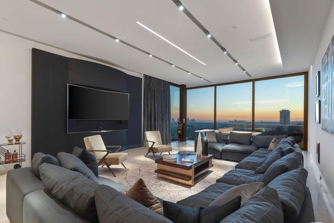 View Sapphire