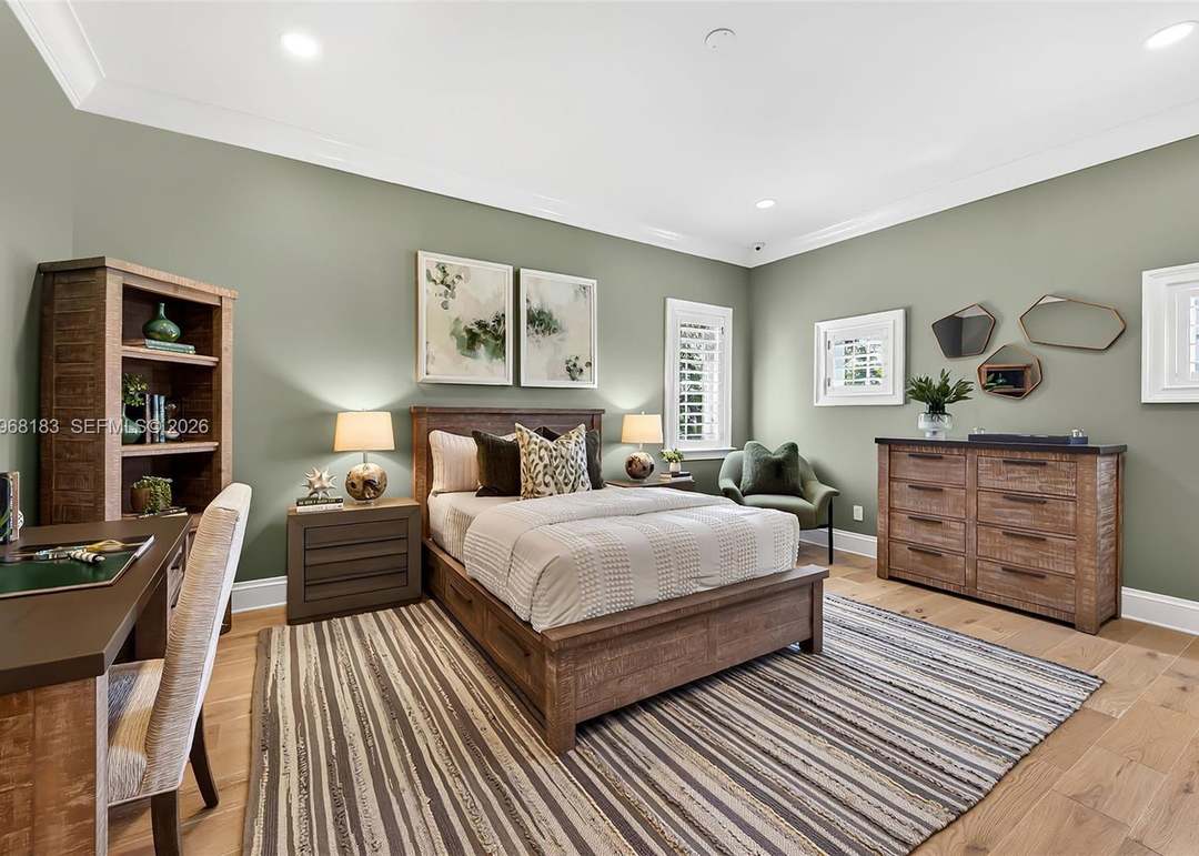 628 Coral Way