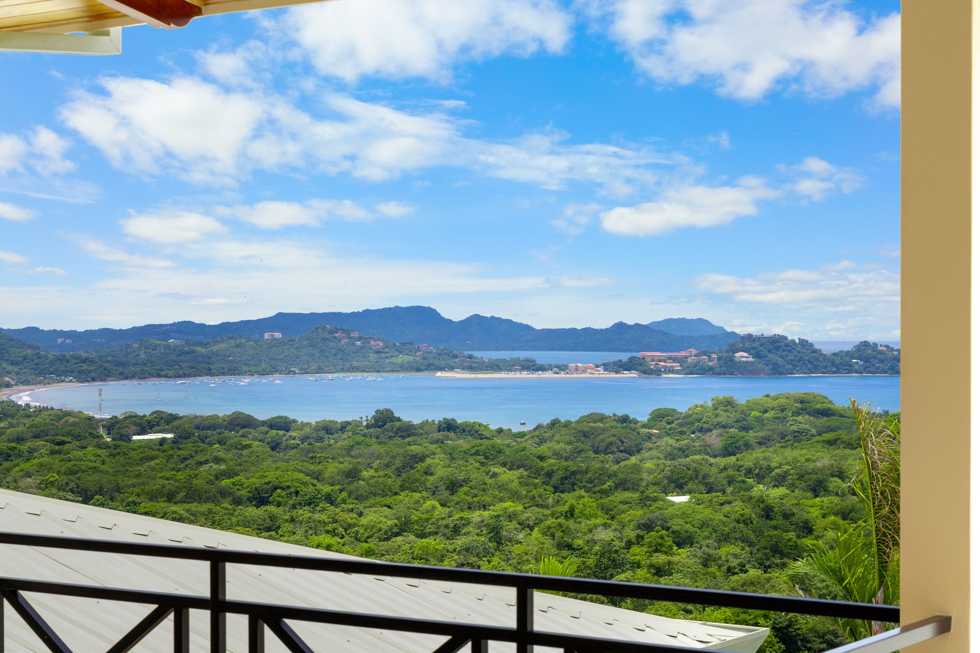 Casa Camari en la Marcela | Near the Coast House For Sale in Playa Potrero