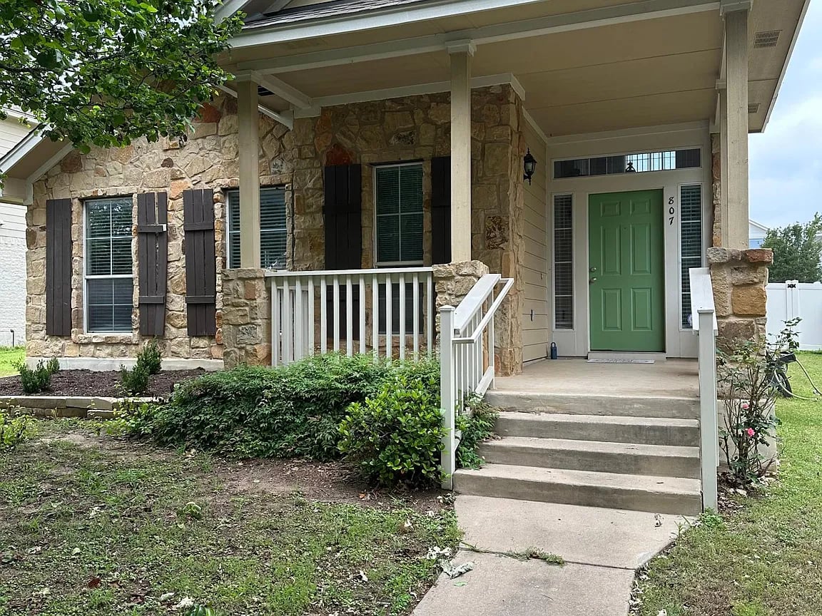 807 Bull Creek Pkwy
