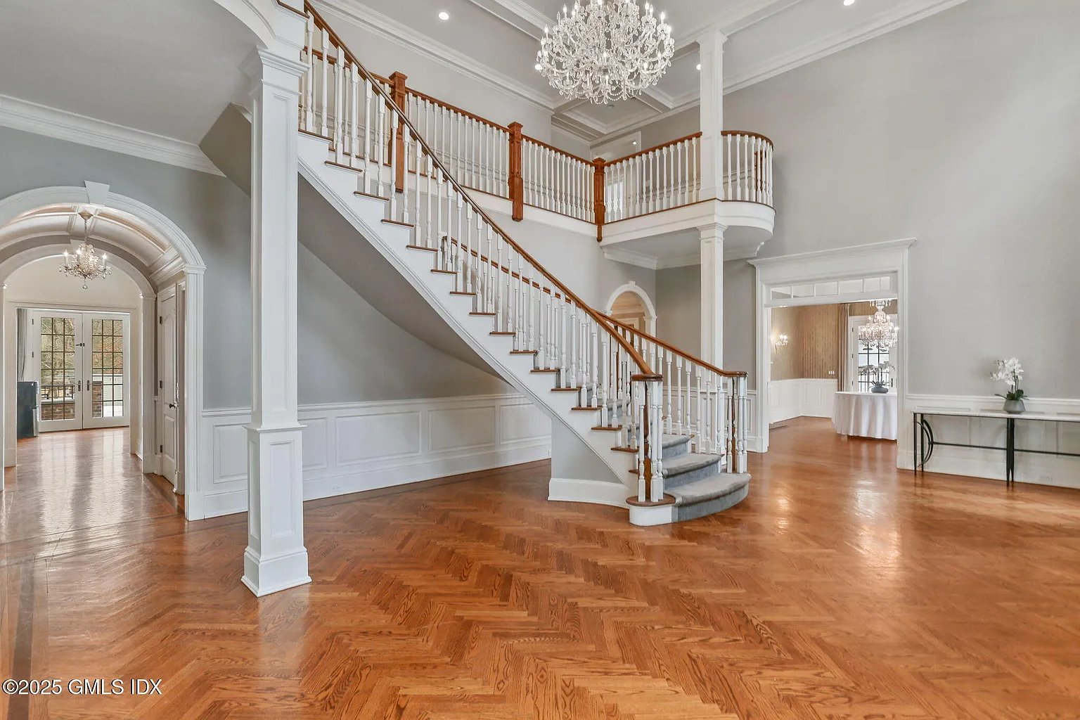 70 Sherwood Ave