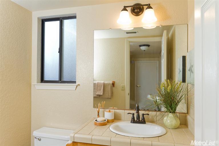 Another Home Sold in The Pocket! 19 Eastwind, Sacramento, CA 95831