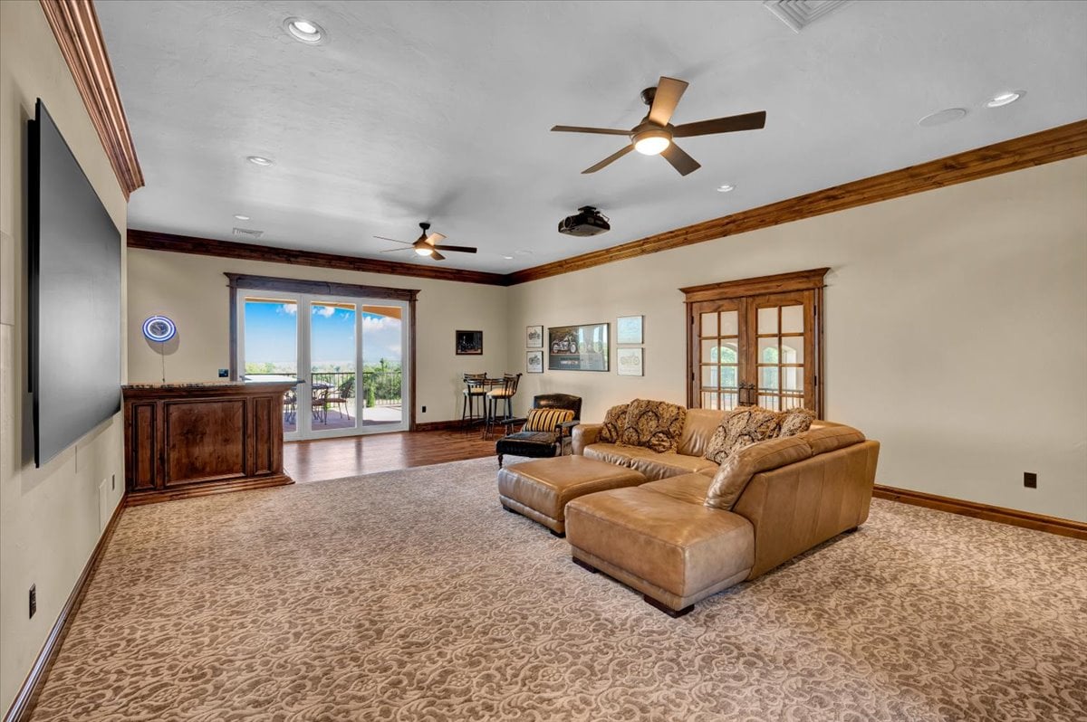 Casa Bella Estate – A Masterpiece of Luxury & Elegance in Mustang, Oklahoma - Wyatt Poindexter - The Agency 