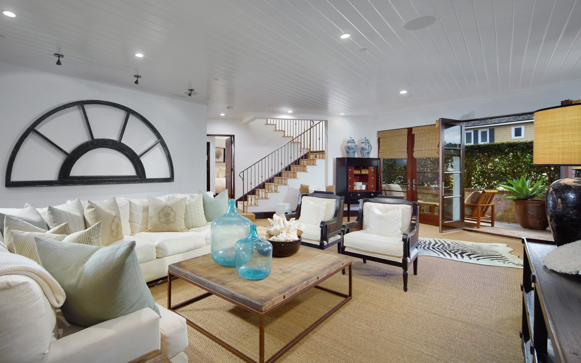 1292 Cliff Drive