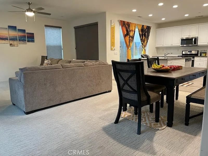 2774 E Kennedy Privado Ln