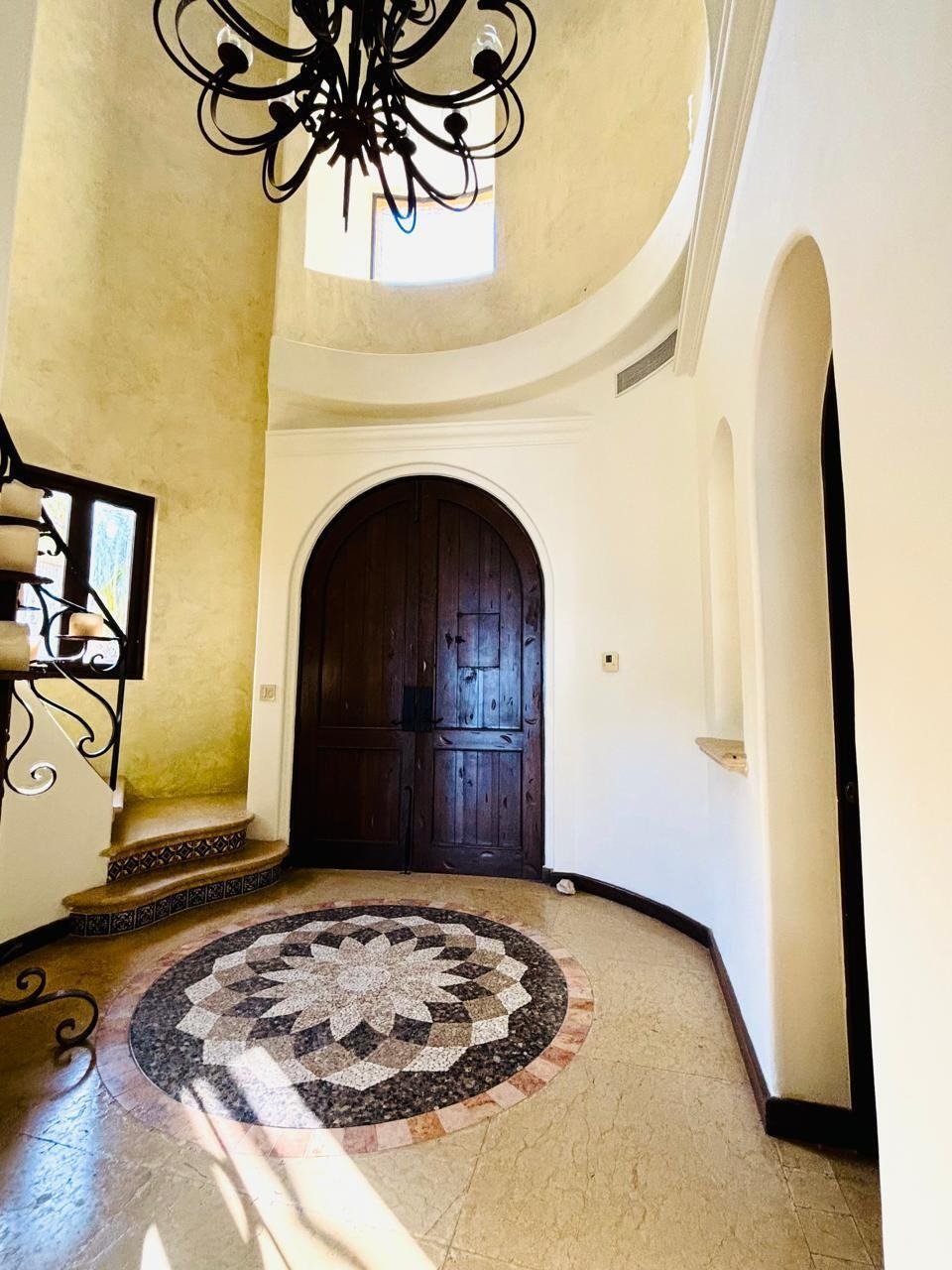 Calle Tiburon, Hacienda Palmilla San Jose Corridor
