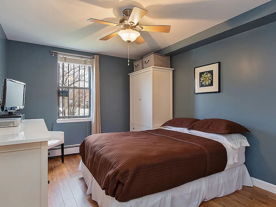270 Columbia Street 56G