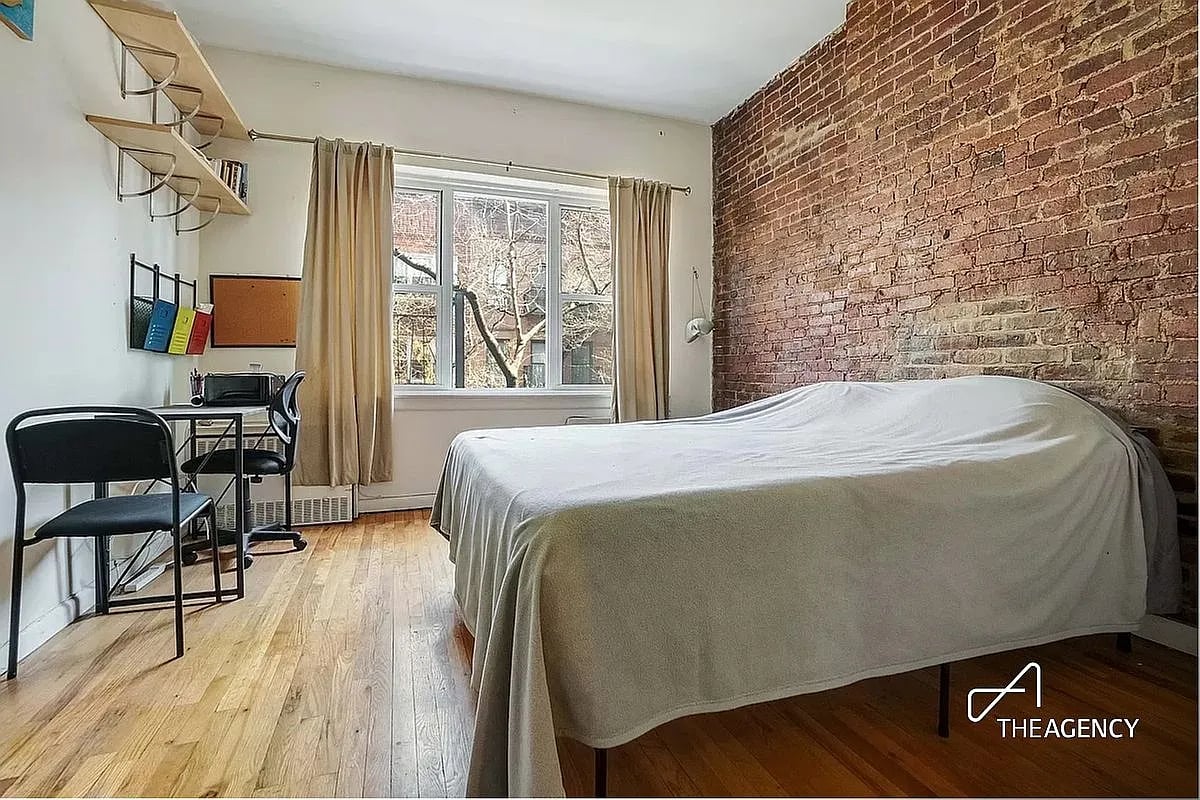 312 E 89th St APT 4A