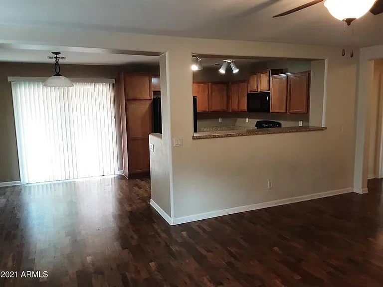 4642 E SIERRITA RD 