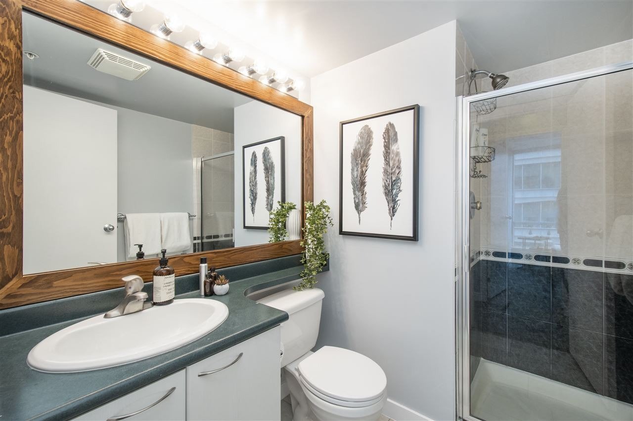 1166 Melville St, #1501