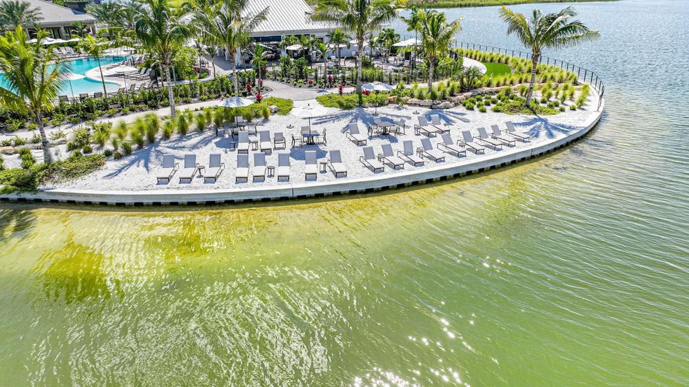 Esplanade Lake Club