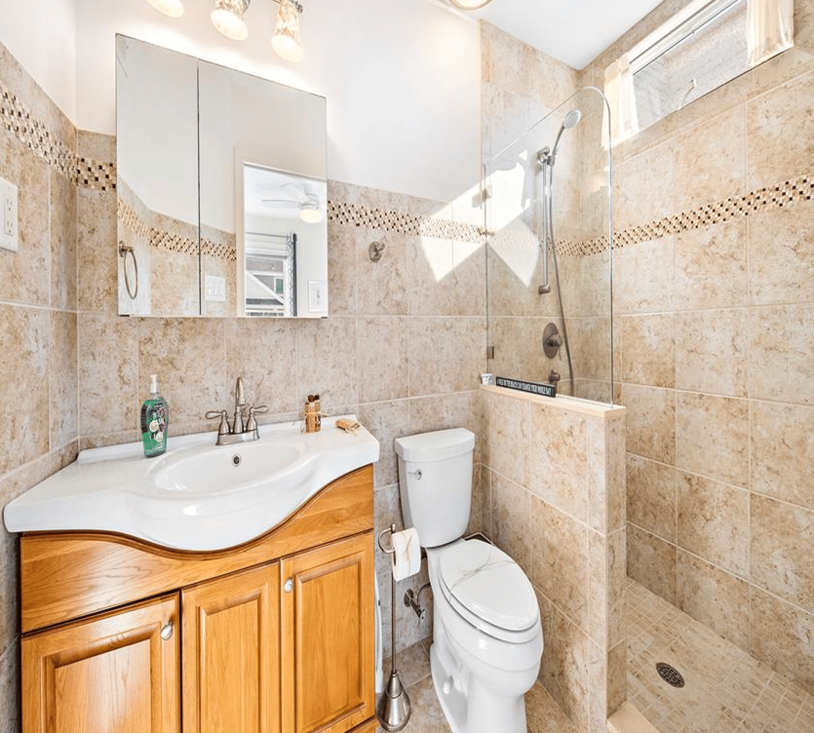 386 N 10th, Surf City