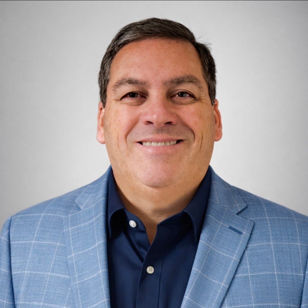 Charlie Hall Louisville, KY Real Estate Agent Headshot
