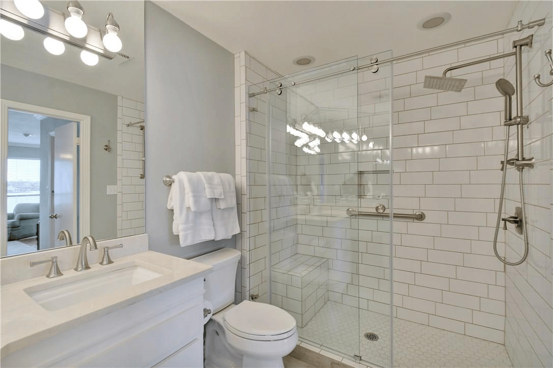 411 North Horseshoe Blvd