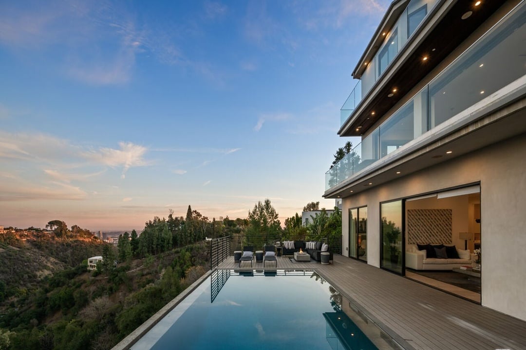 Aurelian Crest, Linda Flora Dr, 90049