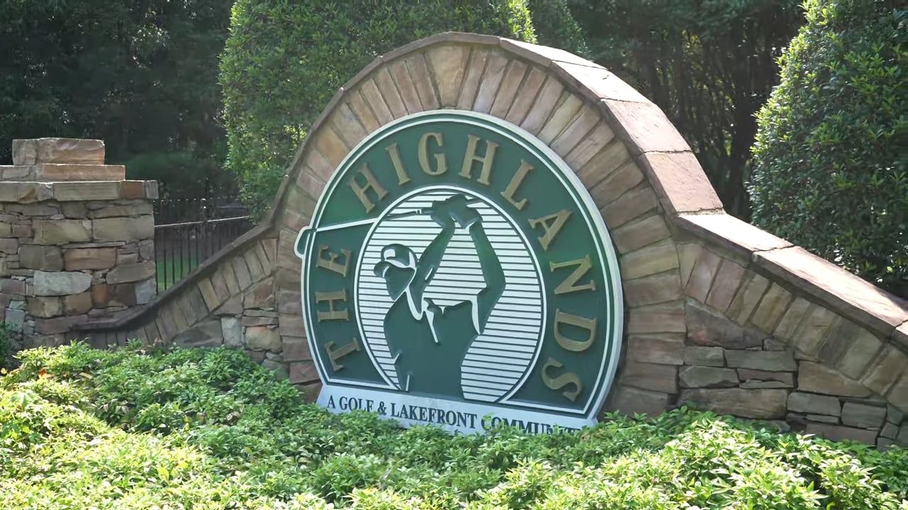 The Highlands (Community Overview - Chesterfeild)