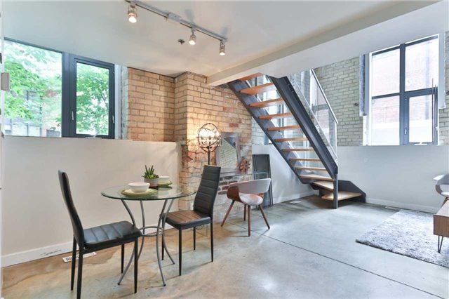 363 Sorauren Ave #104