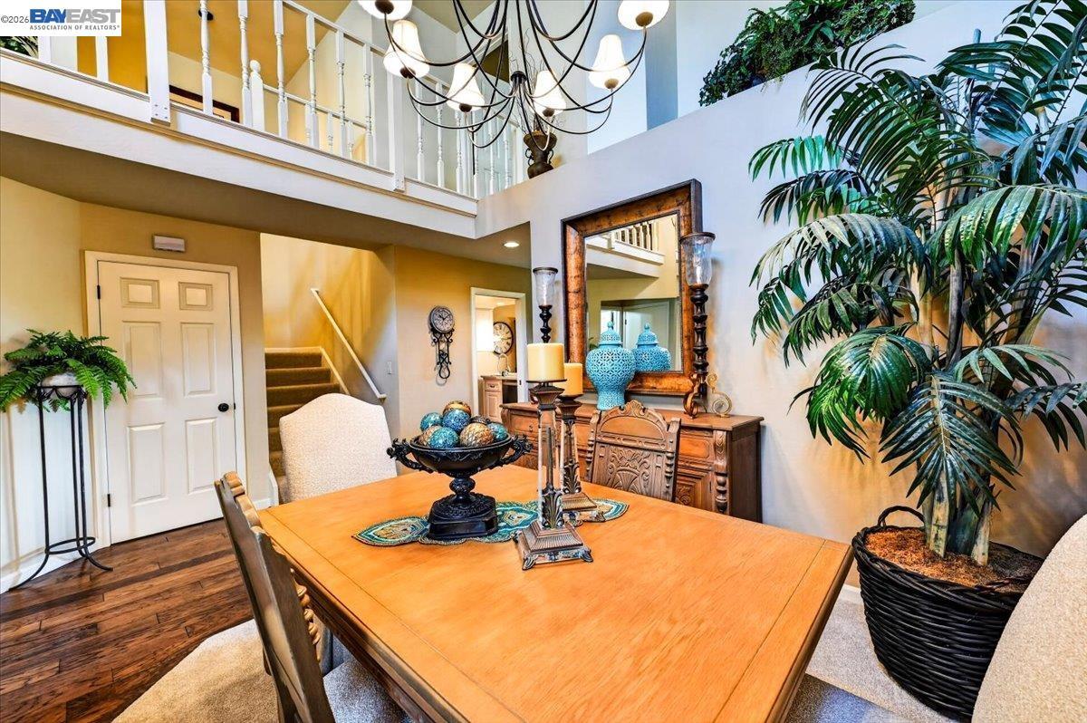 525 Silver Oak Ln