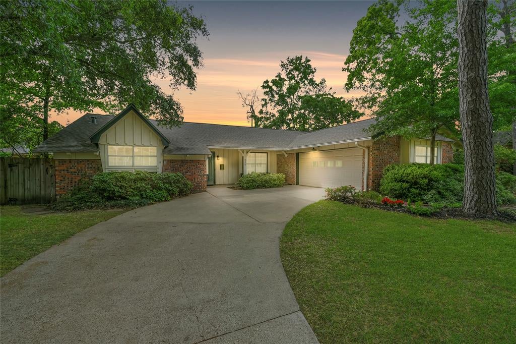 839 Saint Francis Ln
