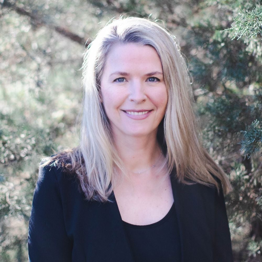 Lisa Fields (Memphis, TN) Real Estate Agent Headshot