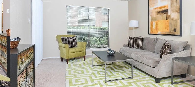 Central Austin living 2/2 - amazing convenience for residents!