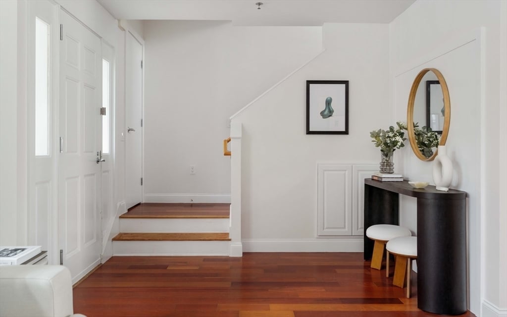 28 2nd St #28