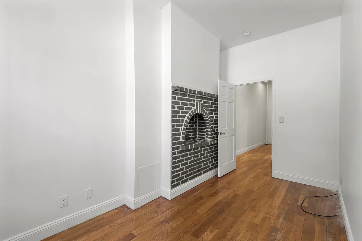 291 Wyckoff Avenue #1R