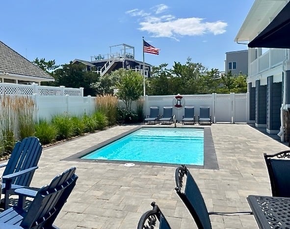 1123 A Long Beach Blvd