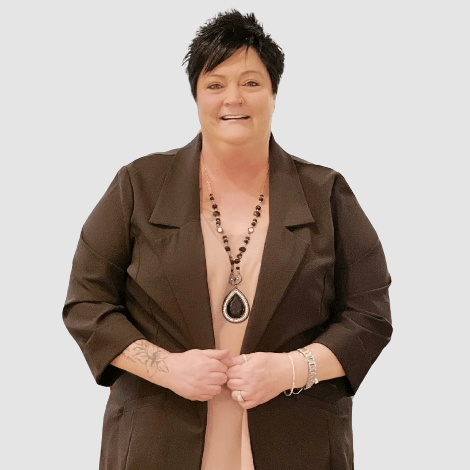 Angie Travis Columbus, OH Real Estate Agent Headshot